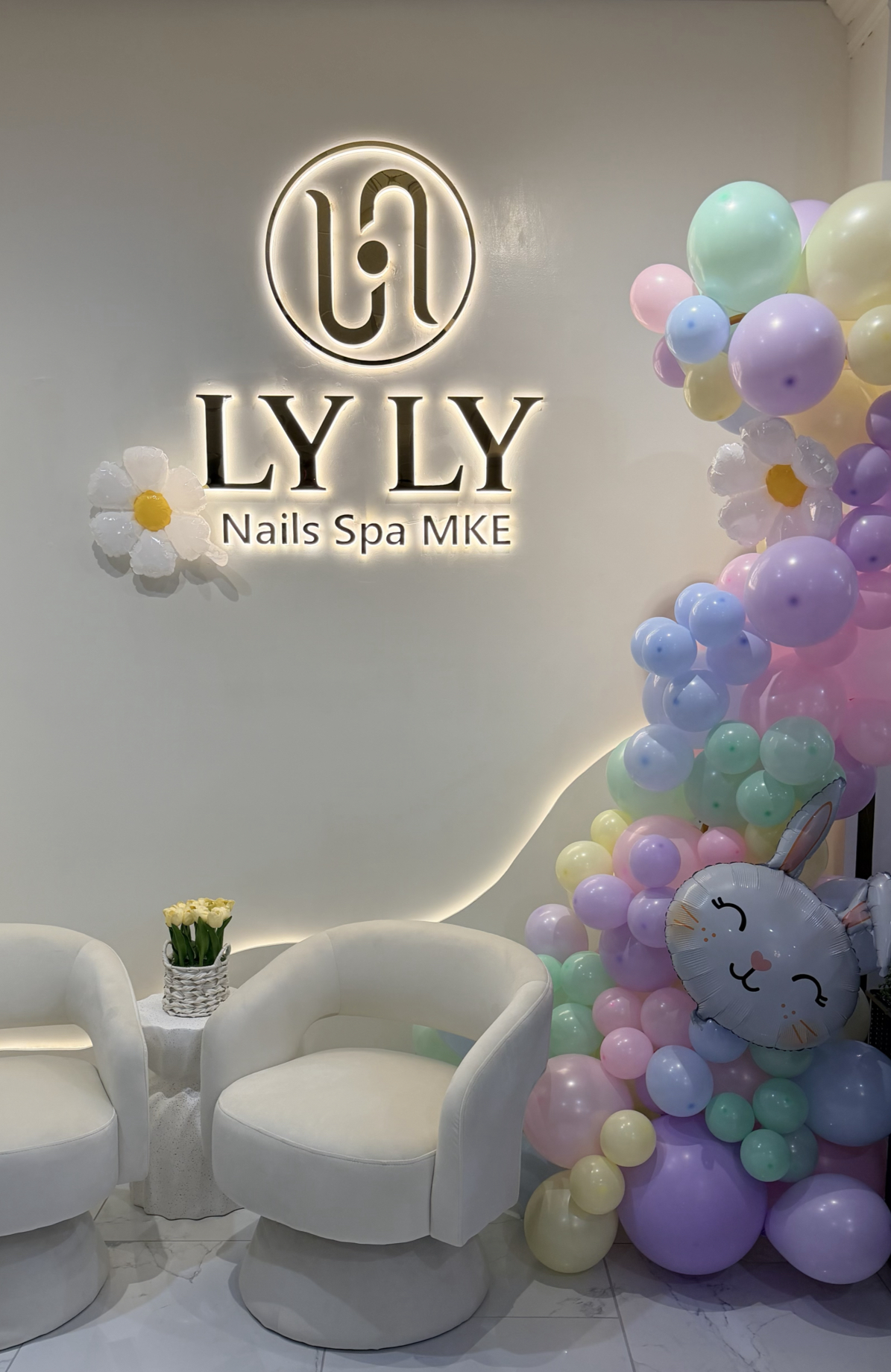 LyLy Nails & Spa | Harbor View logo